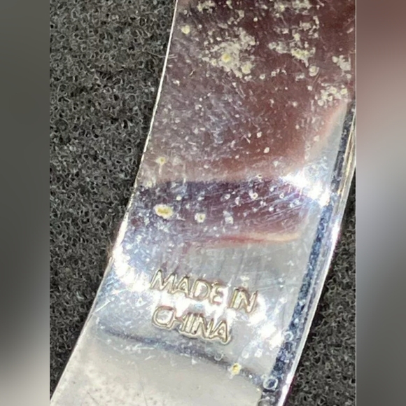 COACH Designer Magenta Purple & Silver Signature 1/2" Wide Bangle Bracelet - Picture 6 of 8